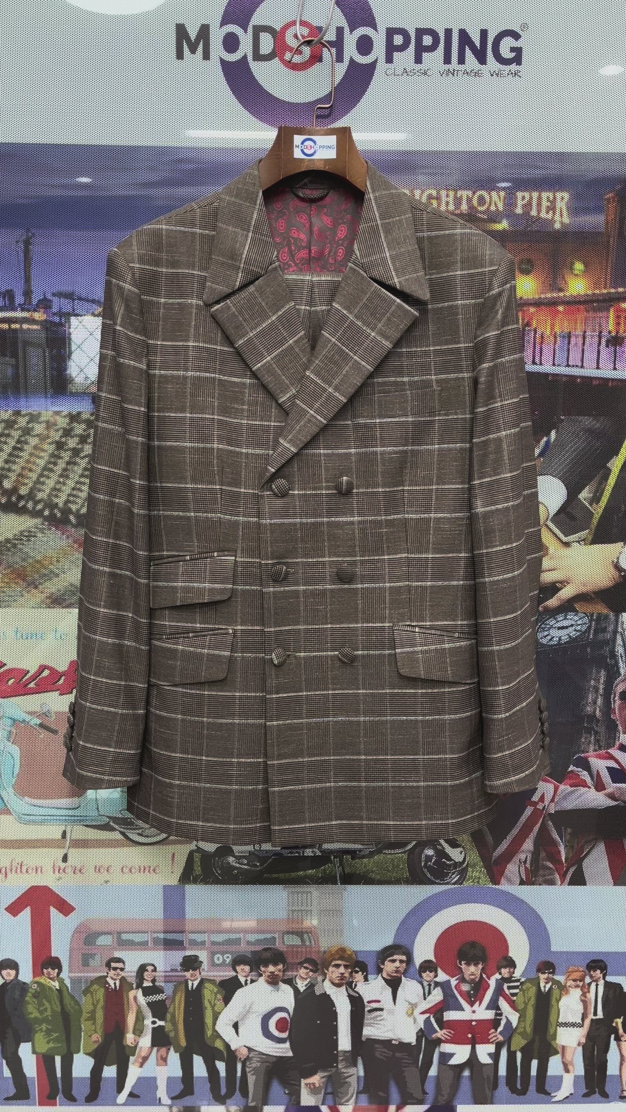 Load video: Tailored Fit Brown Glen ,Check Double Breasted Suit